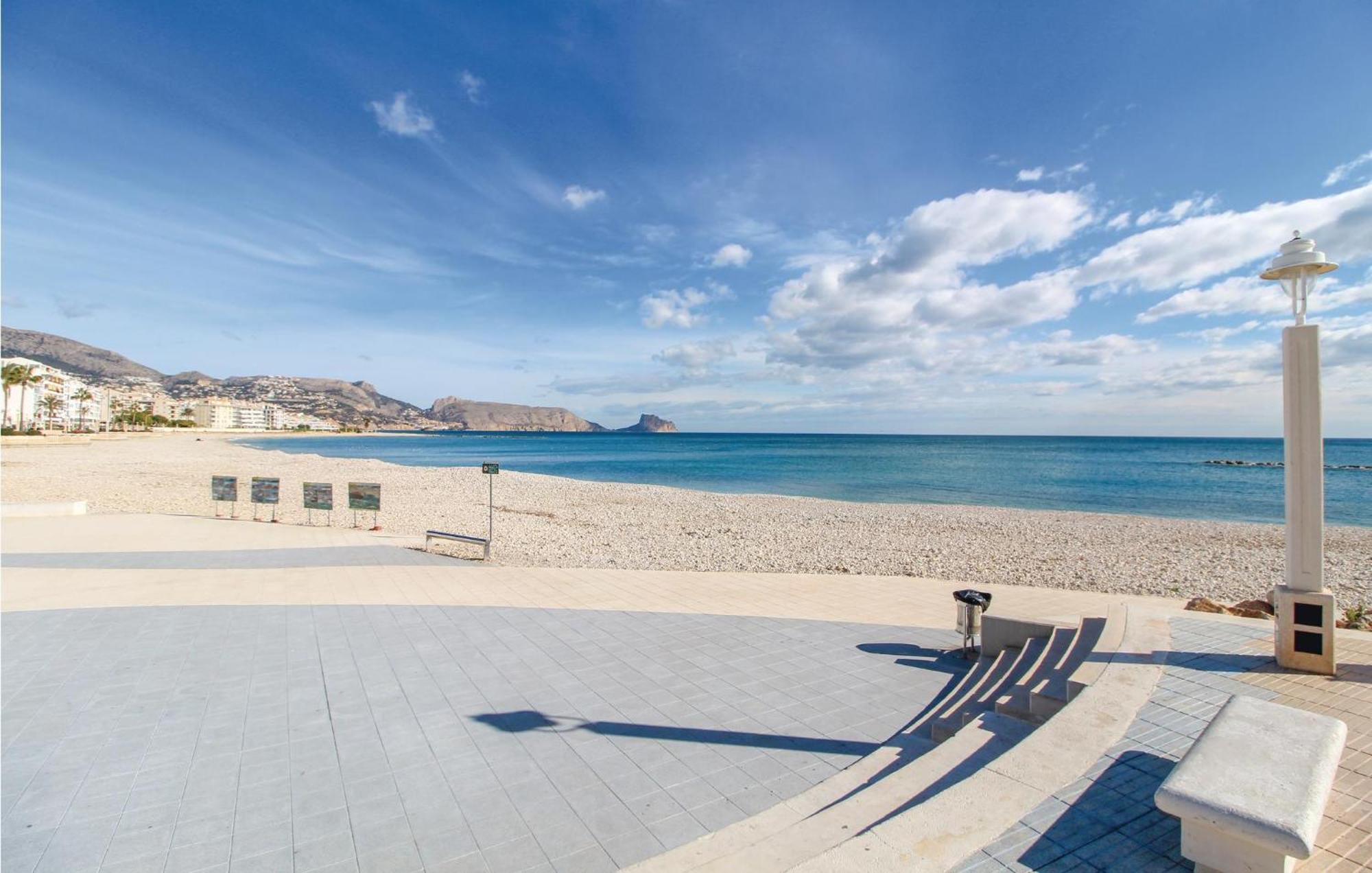 Amazing Apartment In Altea With Kitchen Exterior foto